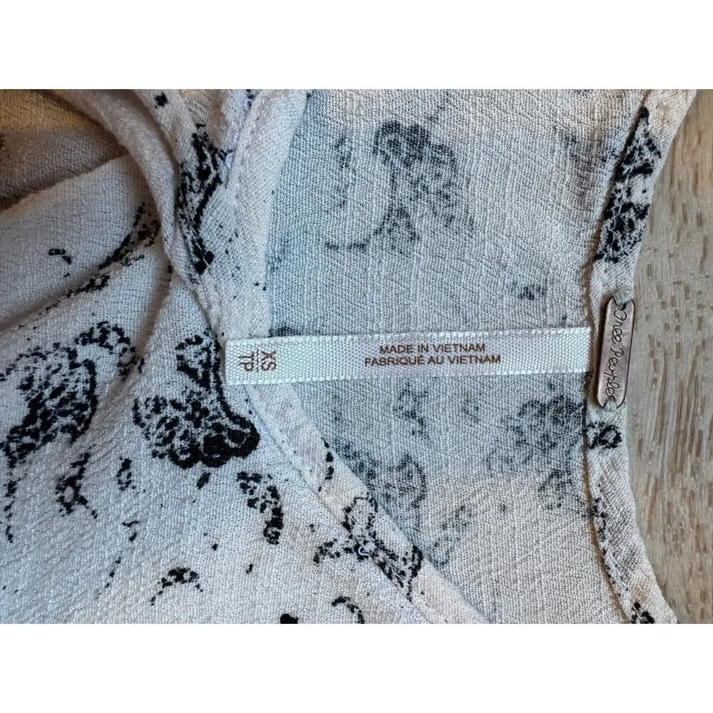 Free People Women XS White Black‎ Sheer Keyhole Tank Top Boho Lightweight